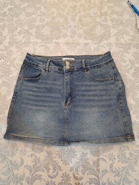 ✨ Project Rebel Double-Button High Rise Denim Mini Skirt - Size L